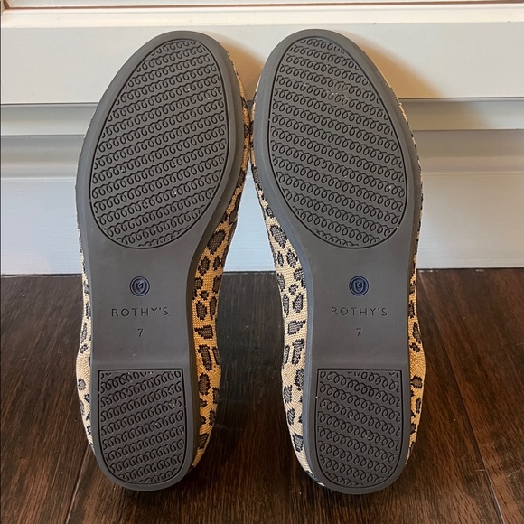 Rothy’s Round Toe Cheetah Flats - Picture 6 of 7